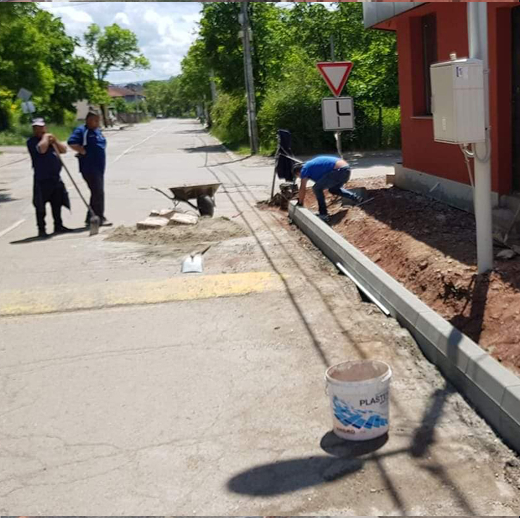 Асфалтиране на малки и големи площи!