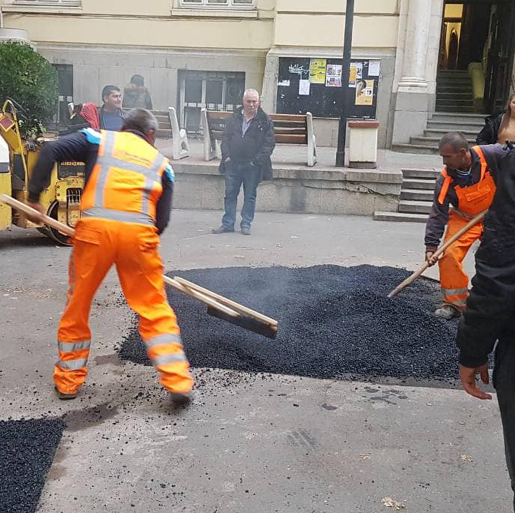 Асфалтиране на малки и големи площи!